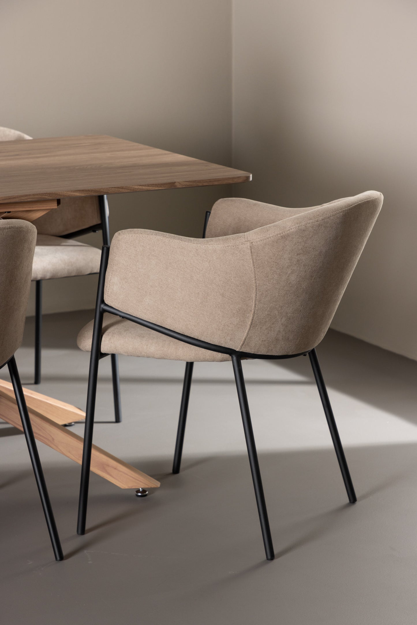 Piazza Matbord med Evelina Stolarna – MDF