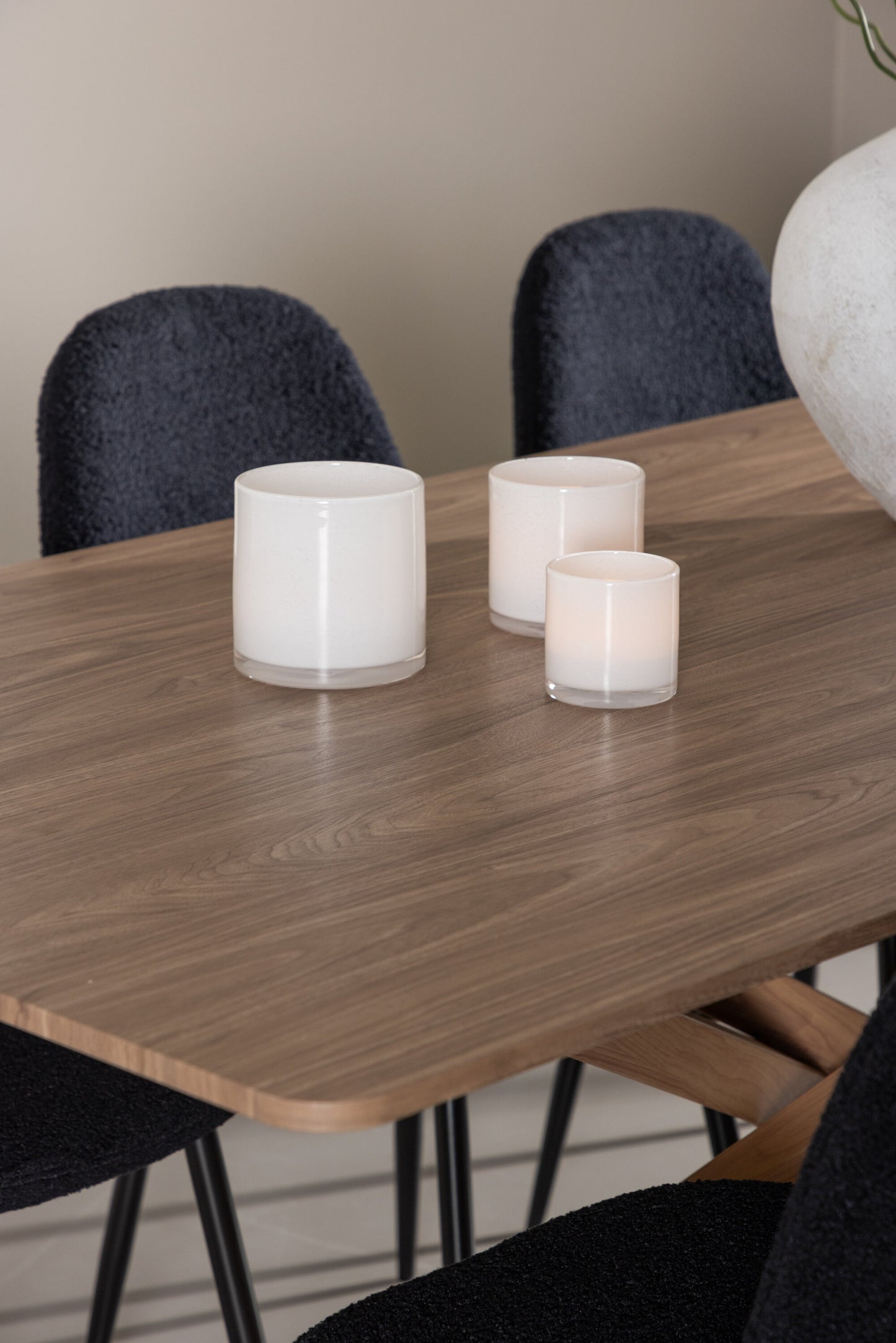 Piazza Matbord med Polar Stolarna – MDF