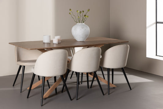 Piazza Matbord med Velvet Stolarna – MDF