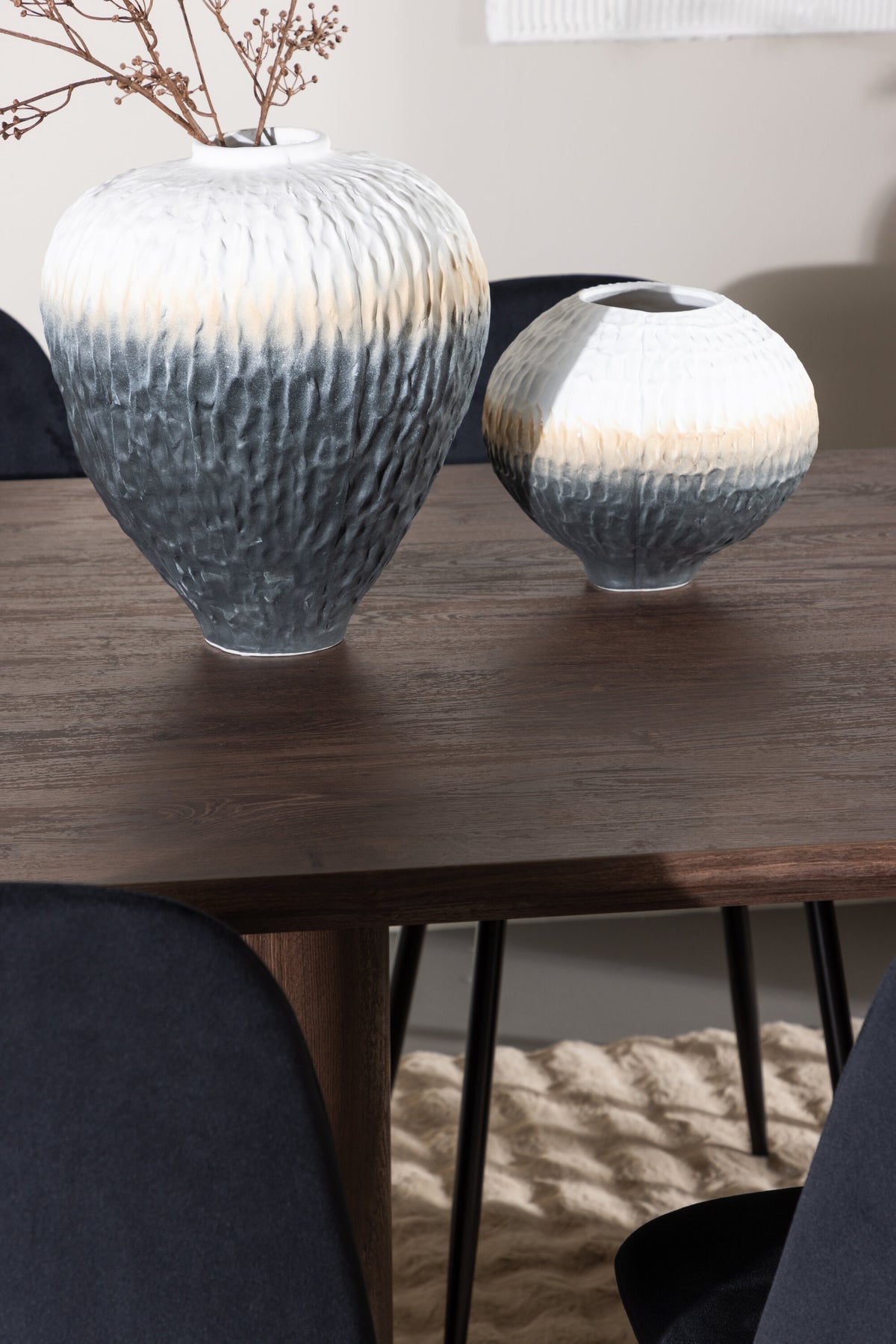 Olivia Matbord med Polar Stolarna – MDF