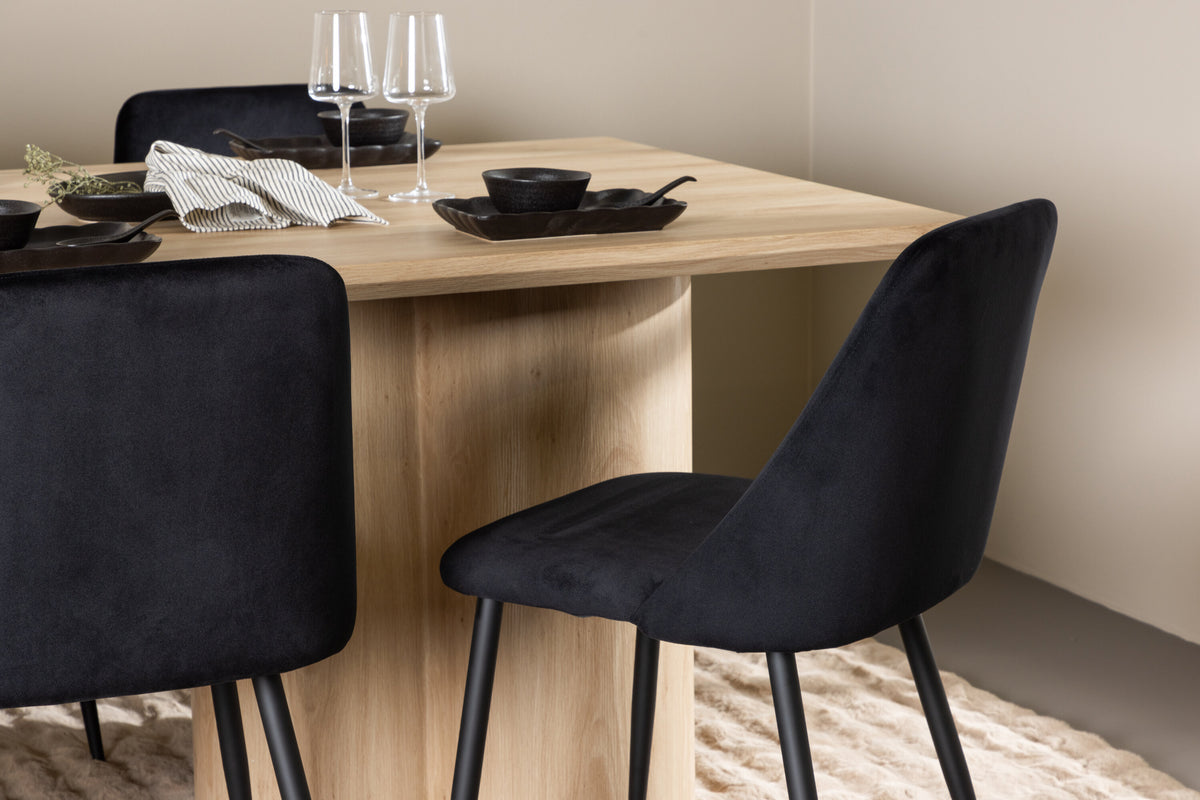 Olivia Matbord med Night Stolarna – MDF