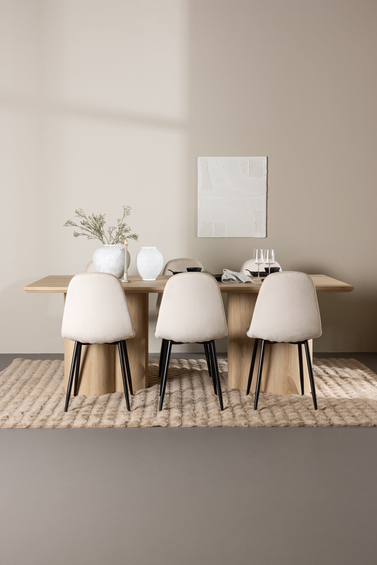 Olivia Matbord med Polar Stolarna – MDF