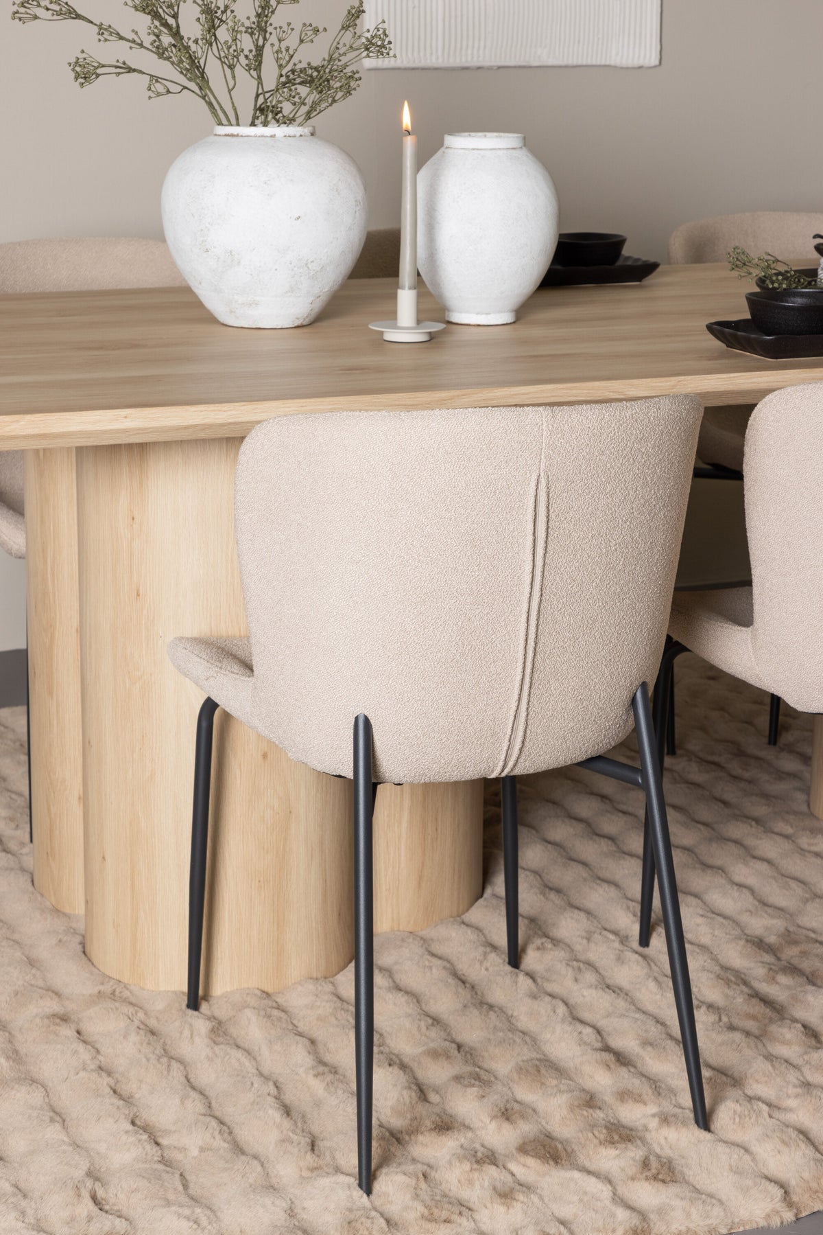 Olivia Matbord med Modesto Stolarna – MDF