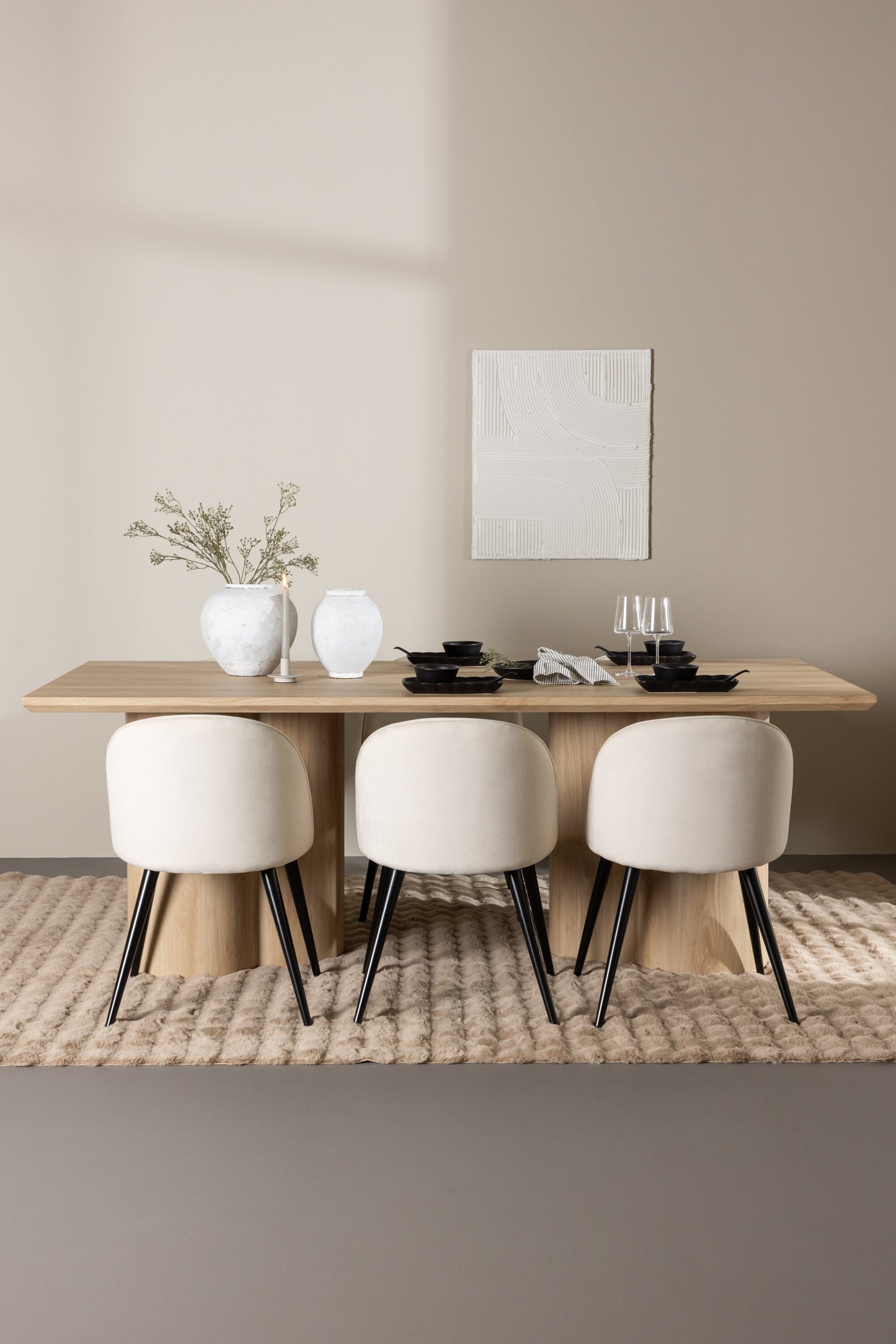 Olivia Matbord med Velvet Stolarna – MDF
