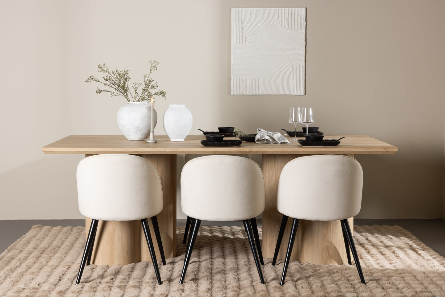 Olivia Matbord med Velvet Stolarna – MDF