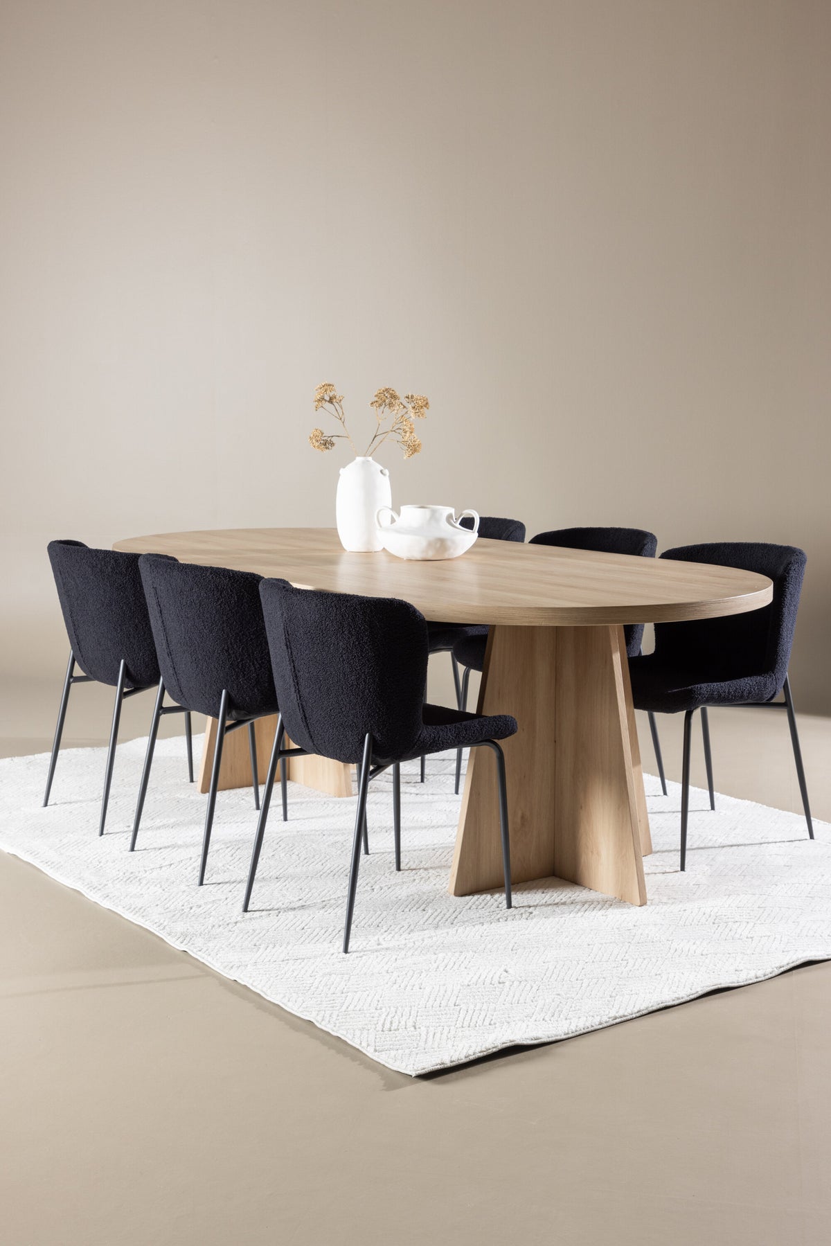 Bootcut Matbord med Modesto Stolarna – MDF