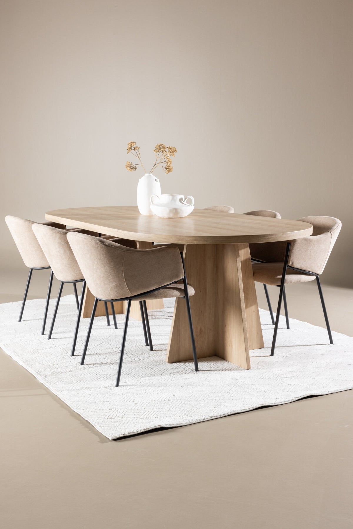 Bootcut Matbord med Evelina Stolarna – MDF