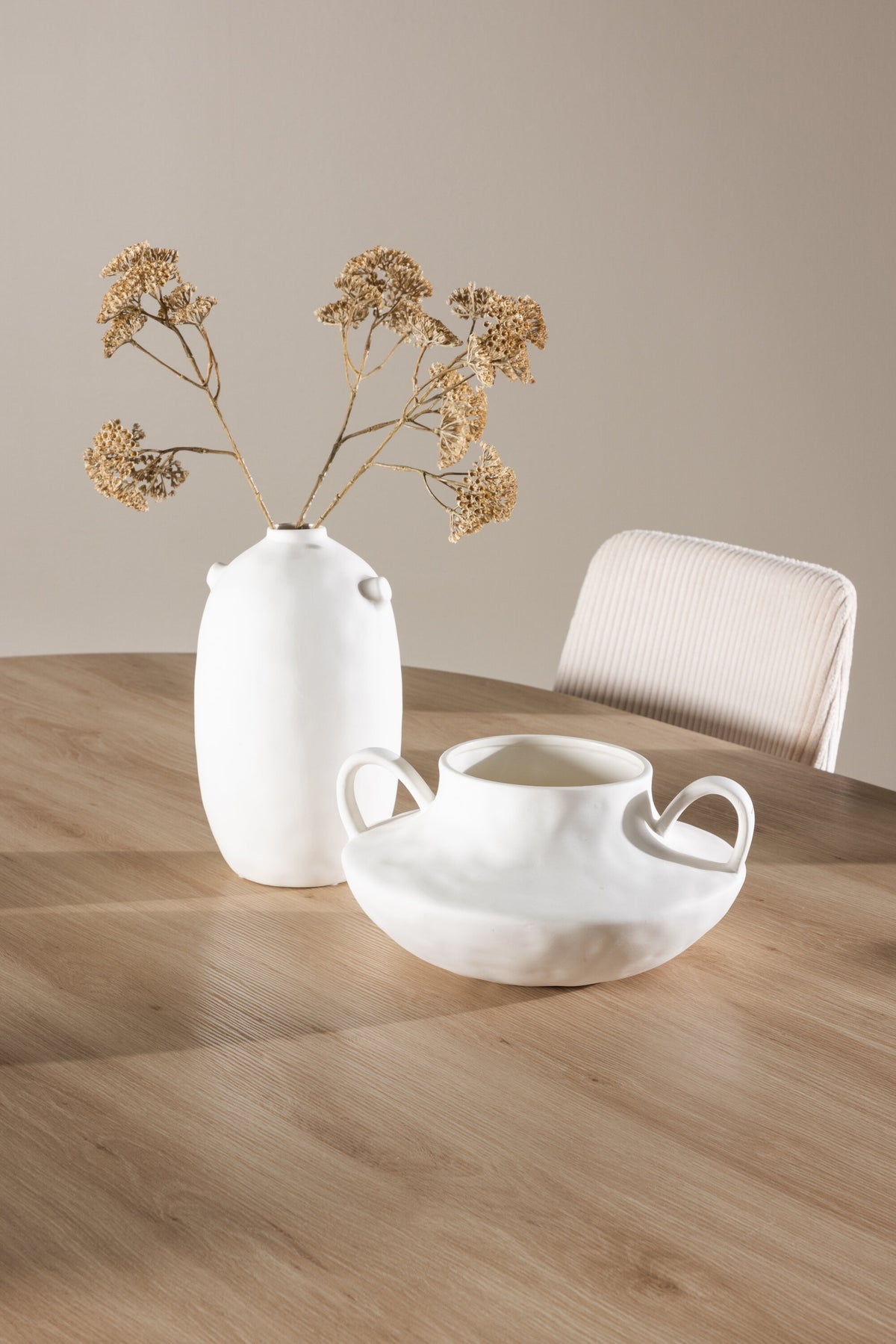 Bootcut Matbord med Leone Stolarna – MDF