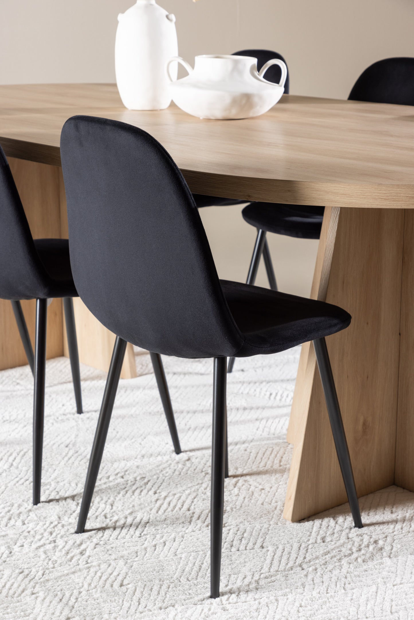 Bootcut Matbord med Polar Stolarna – MDF