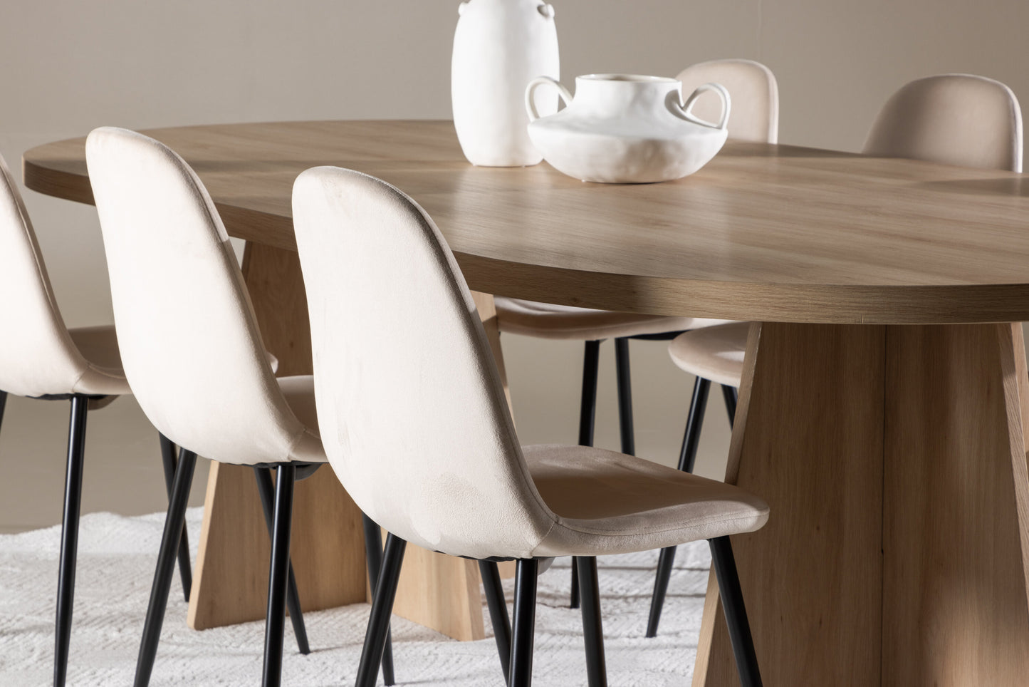 Bootcut Matbord med Polar Stolarna – MDF