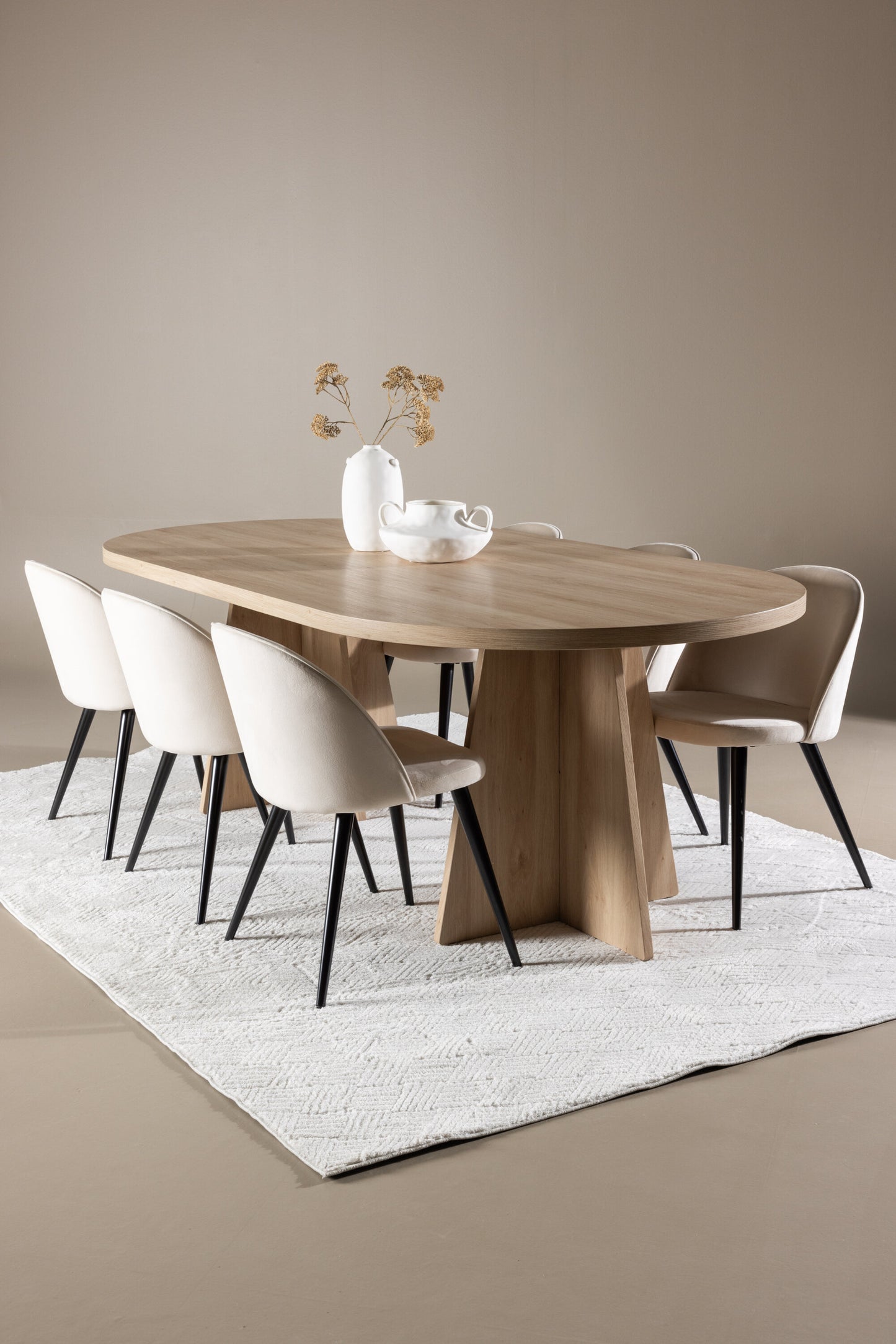 Bootcut Matbord med Velvet Stolarna – MDF