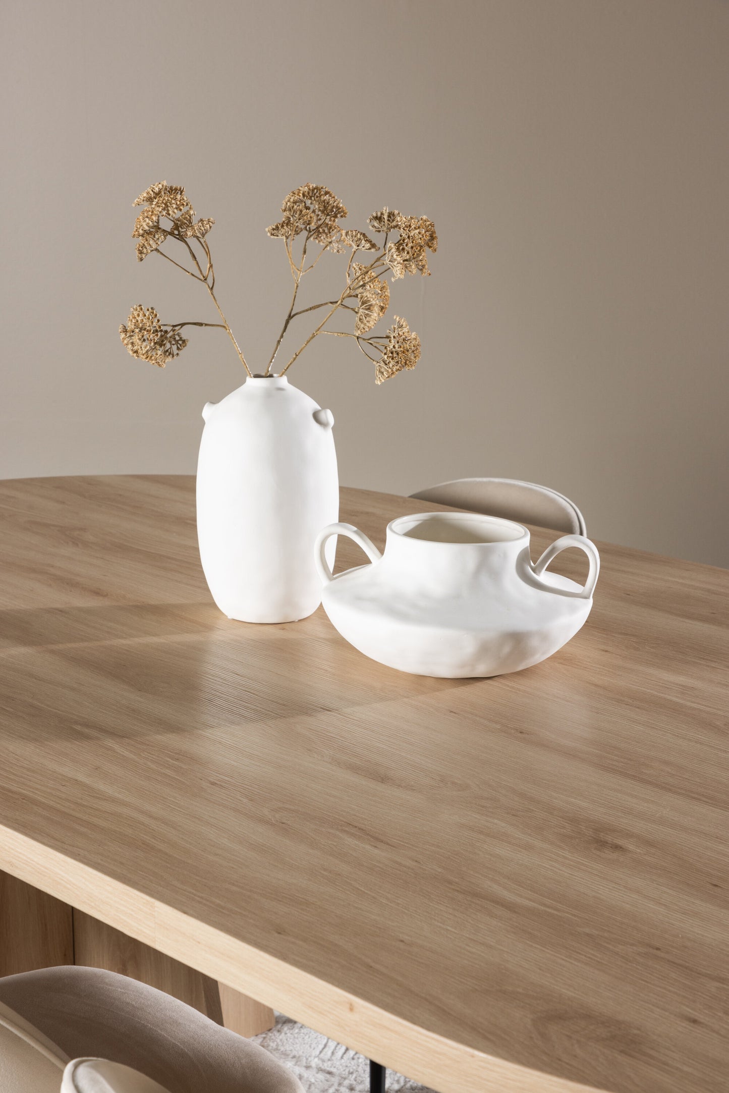 Bootcut Matbord med Velvet Stolarna – MDF