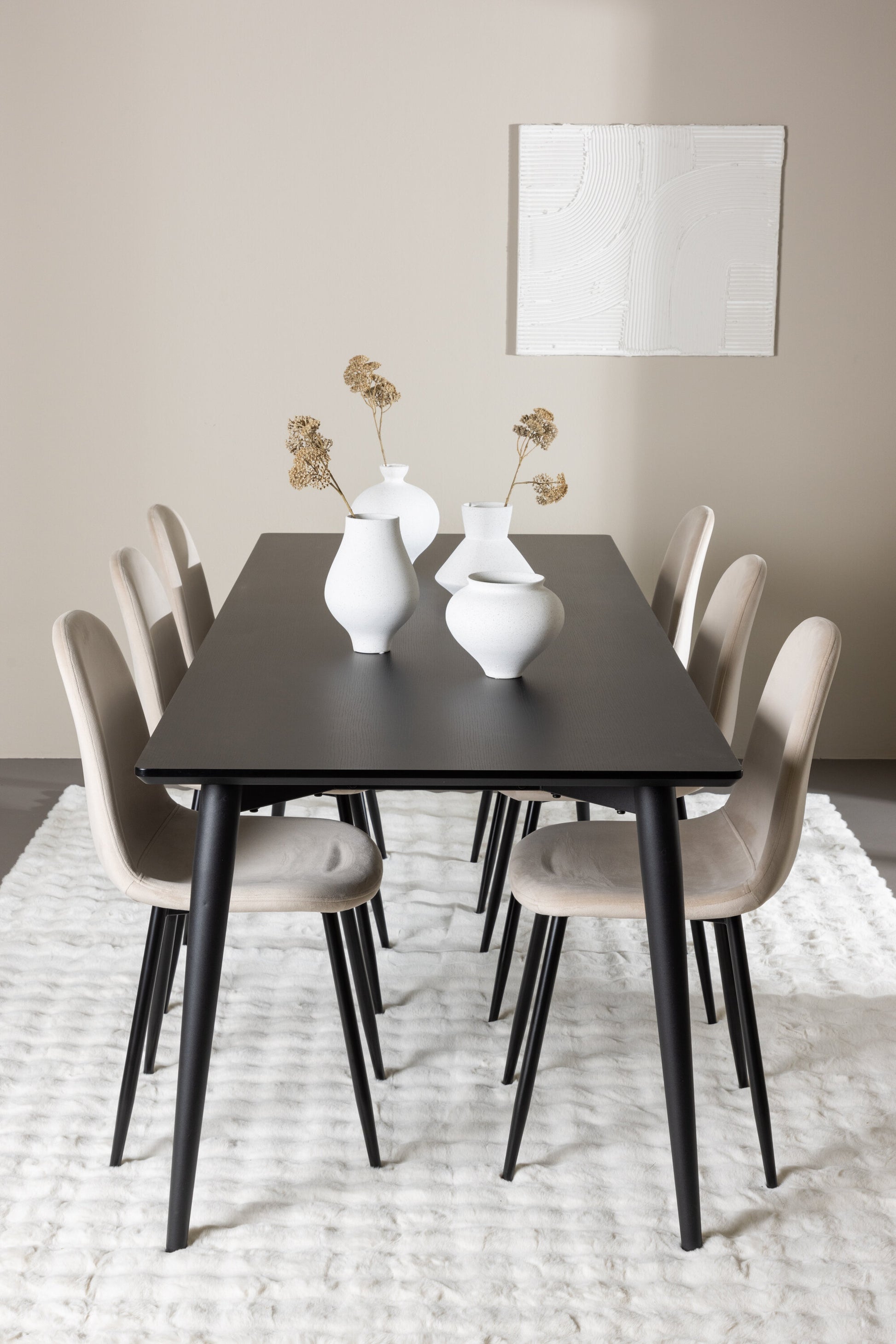 Ellis Matbord med Polar Stolarna – MDF