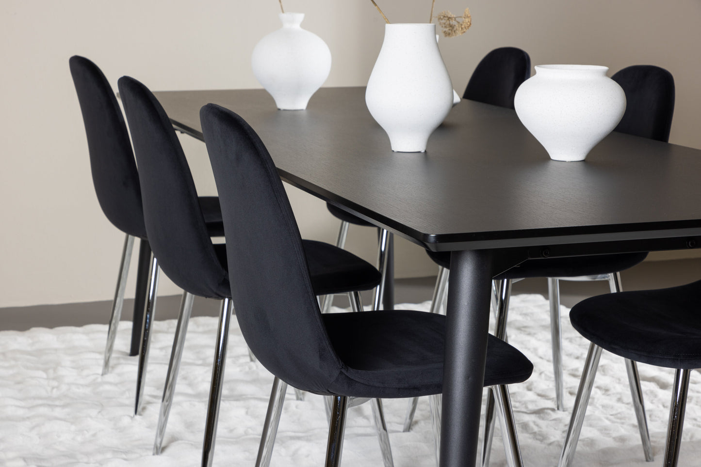 Ellis Matbord med Polar Stolarna – MDF