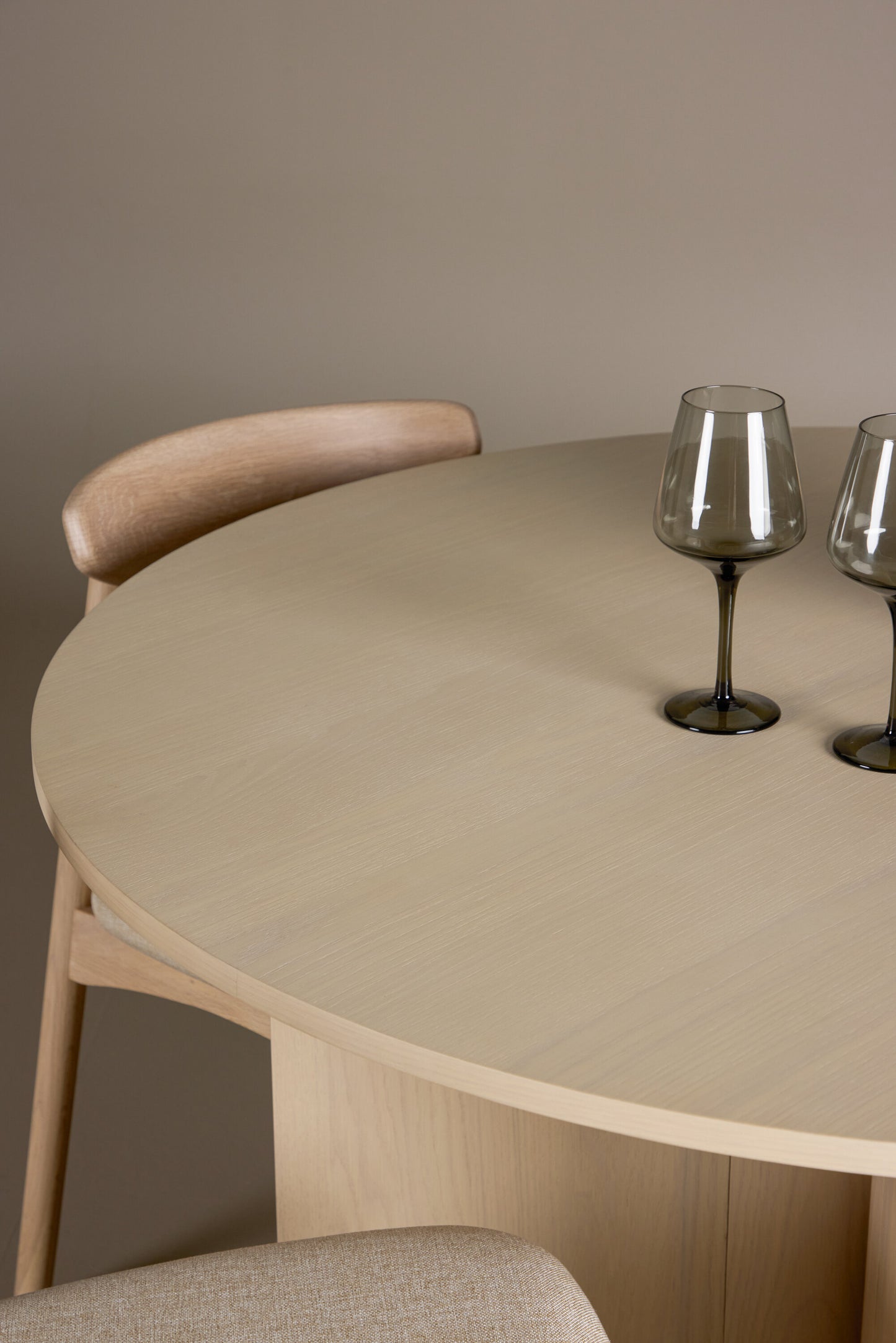 Tyresö Matbord med Ven Stolarna – MDF