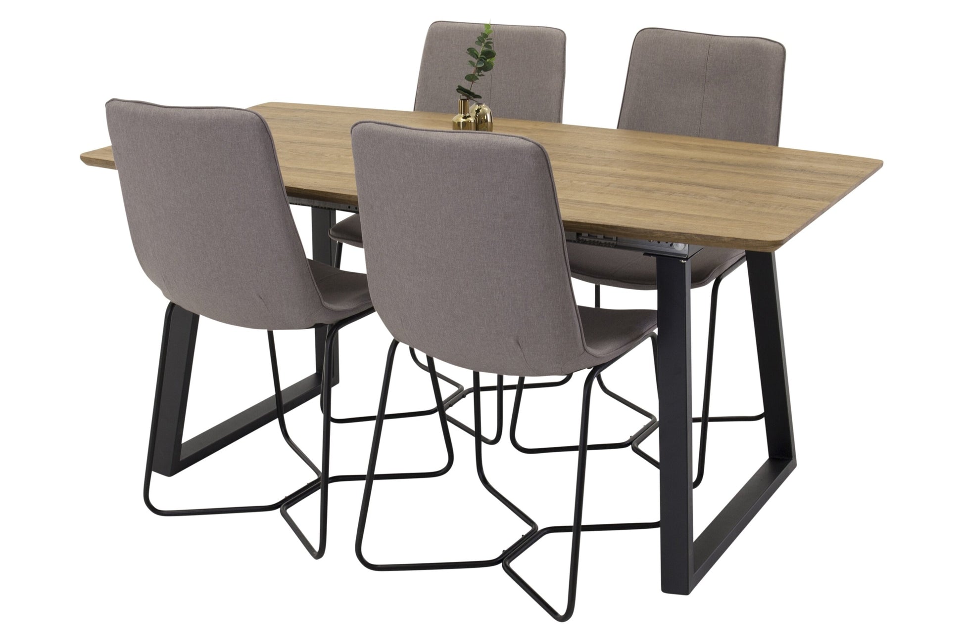Inca Matbord med X Stolarna Matgrupp