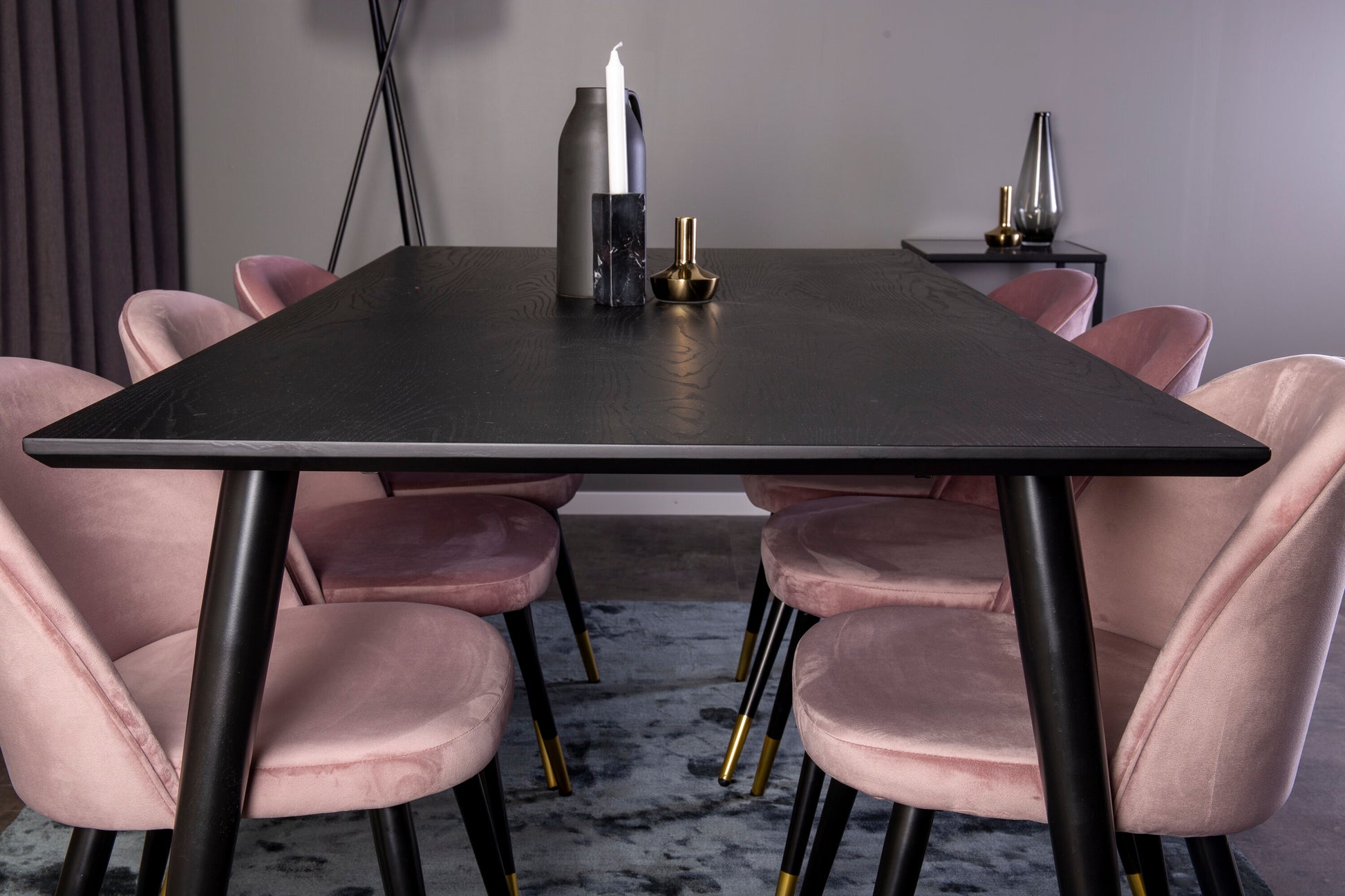 Dipp Matbord med Velvet Stolarna – Bord: 75x180x90 Stol: 57x76,5x50