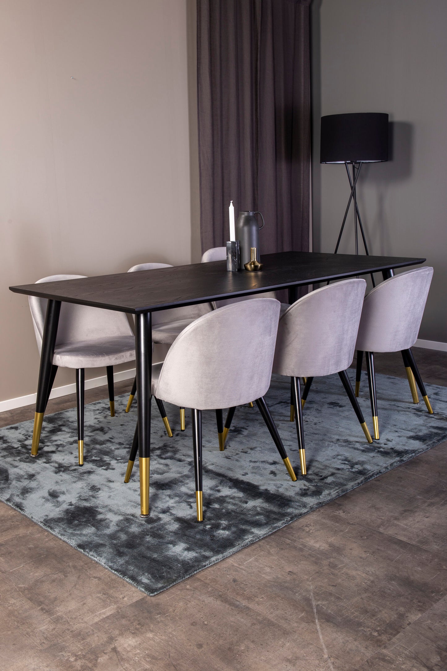 Dipp Matbord med Velvet Stolarna – Bord: 75x180x90 Stol: 57x76,5x50