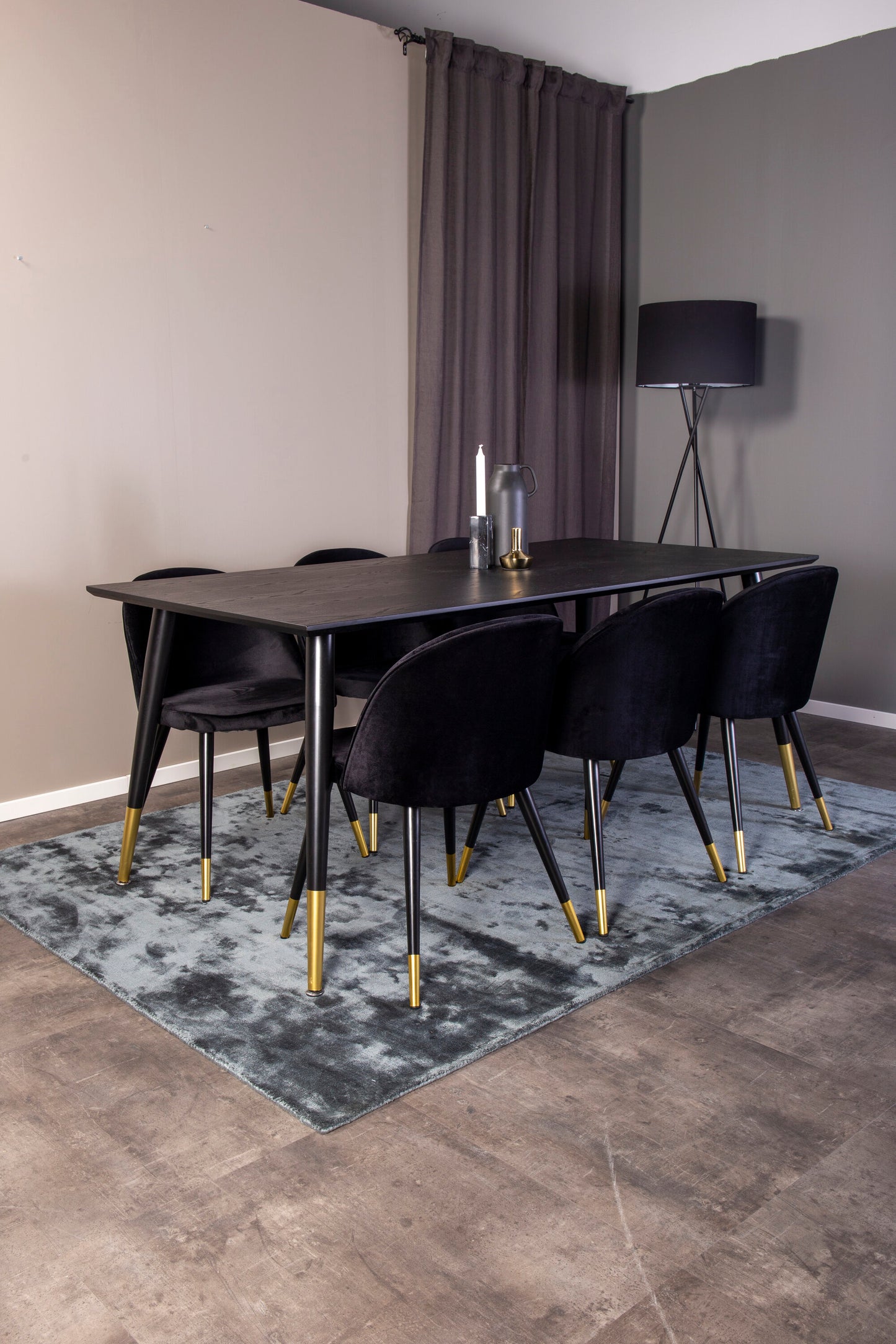 Dipp Matbord med Velvet Stolarna – Bord: 75x180x90 Stol: 57x76,5x50