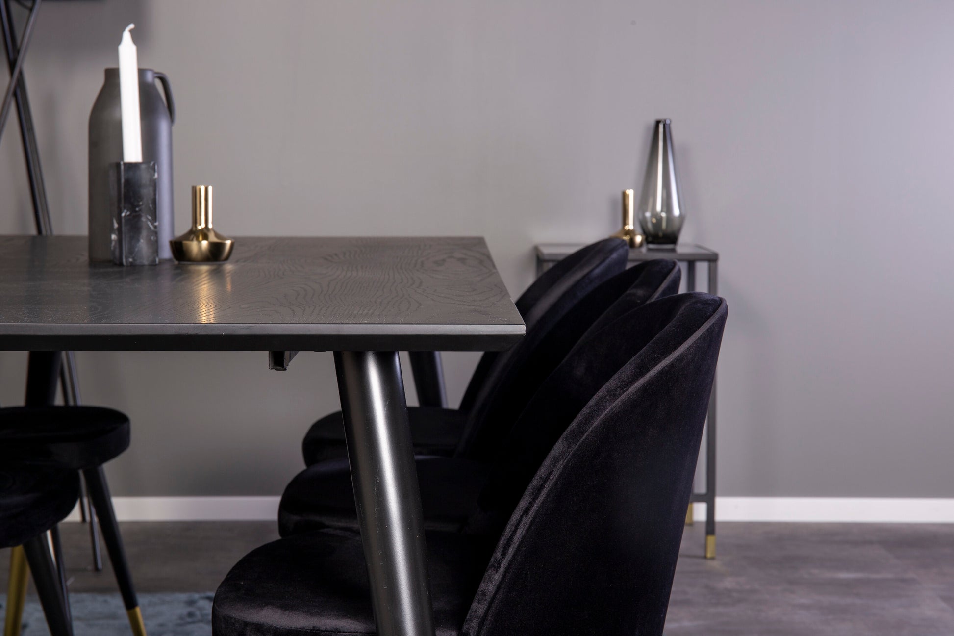 Dipp Matbord med Velvet Stolarna – Bord: 75x180x90 Stol: 57x76,5x50
