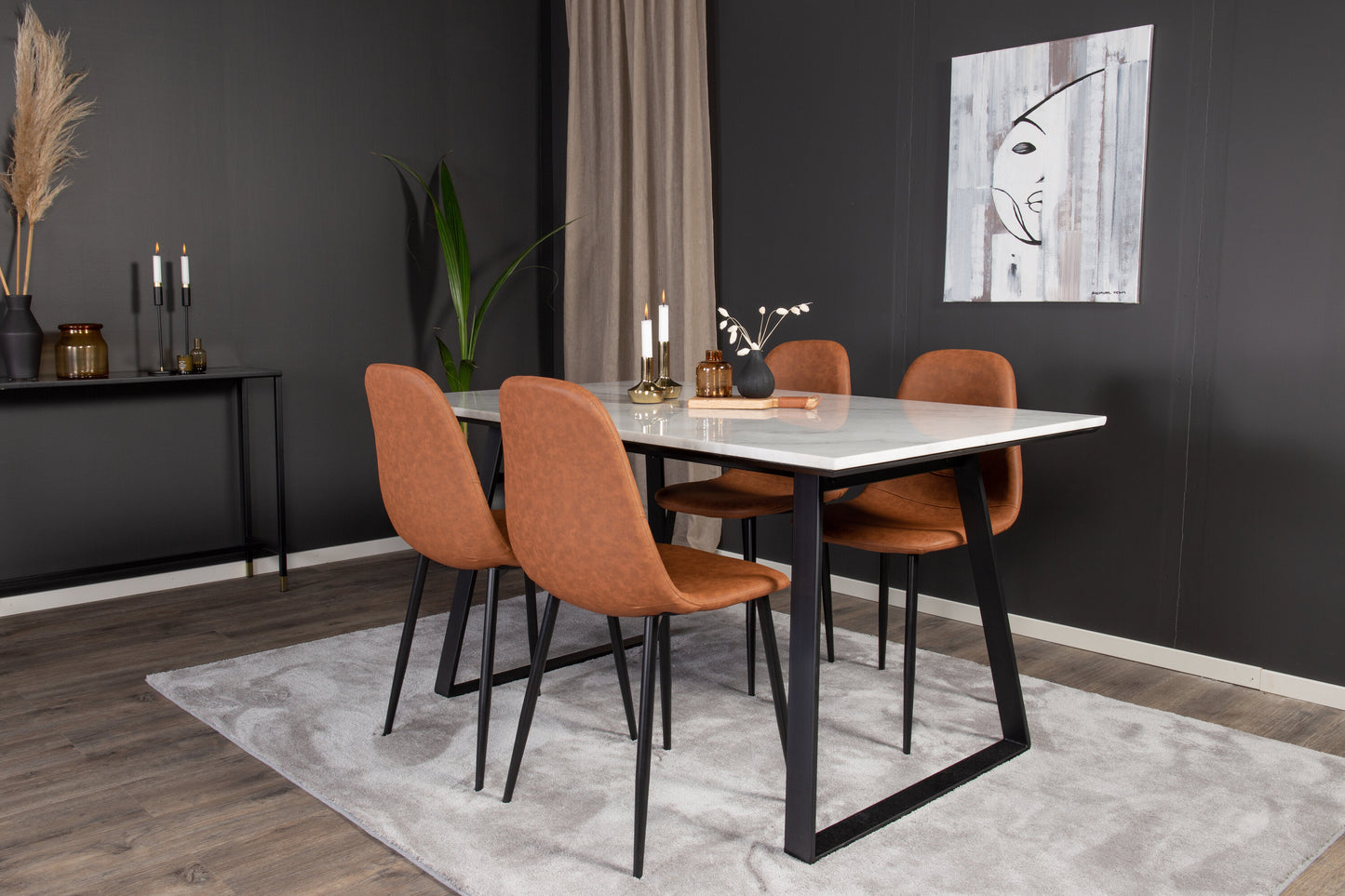 Estelle Matbord med Polar Stolarna – Bord: 74,5x140x90 Stol: 53x87x44