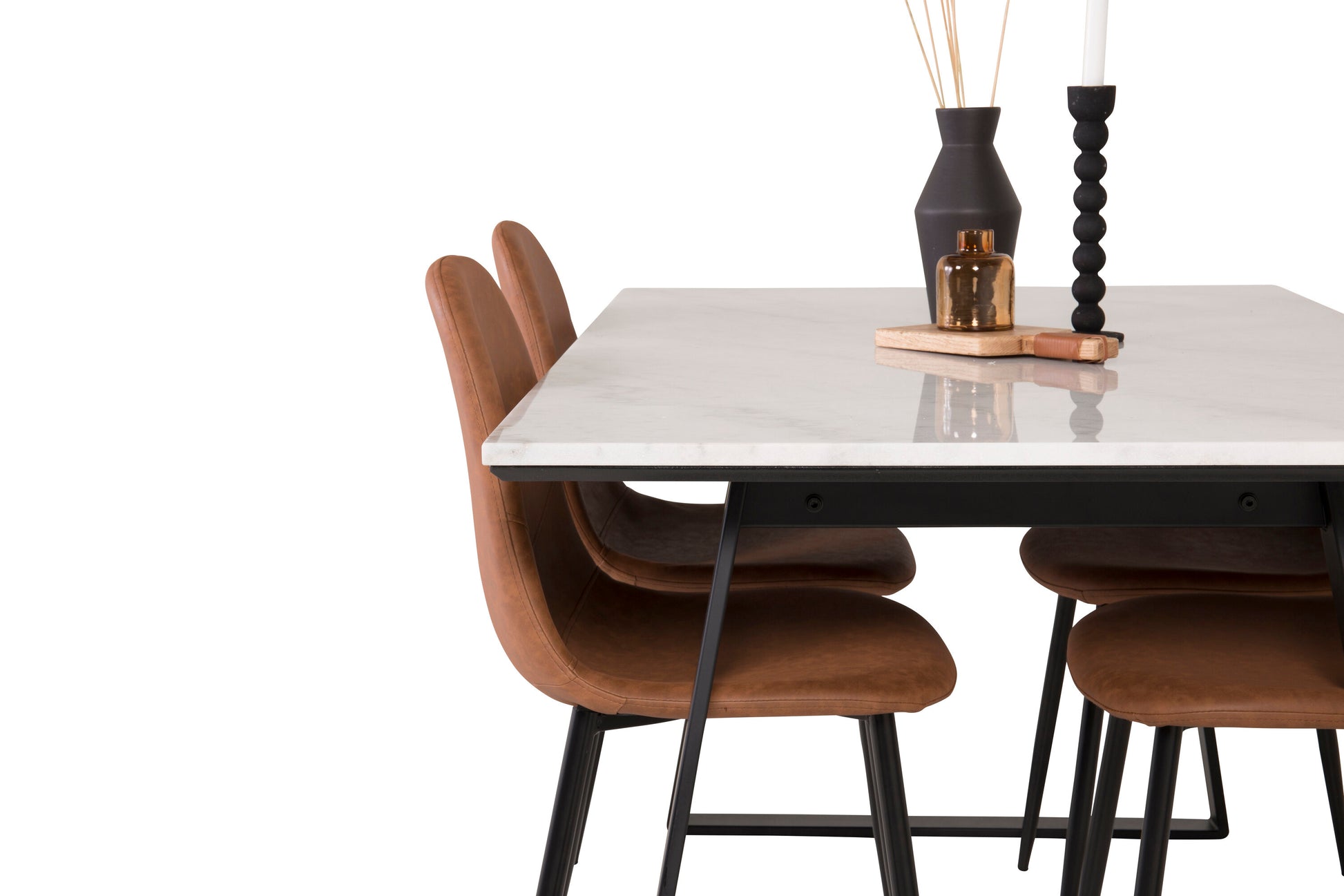 Estelle Matbord med Polar Stolarna – Bord: 74,5x140x90 Stol: 53x87x44