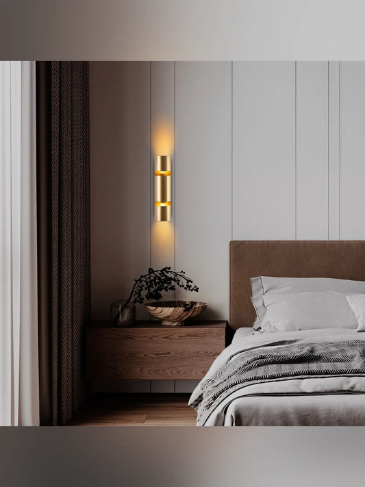 Luxora vägglampa