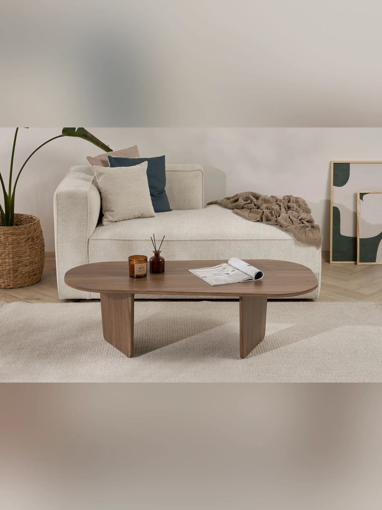 Ovalis Soffbord 130 cm - Venezia Walnut