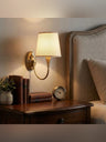 Pardo vägglampa